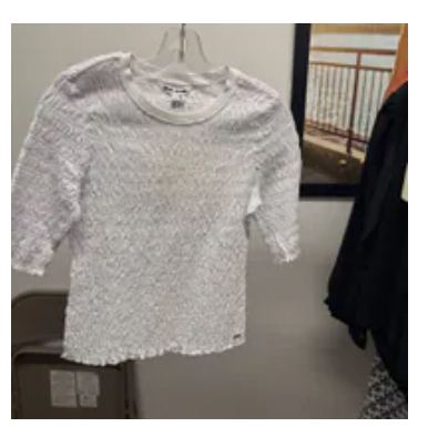 [S] DKNY WHITE CREW NECK SMOCKED TEE, DJ5T1467-WHT (SD1750)