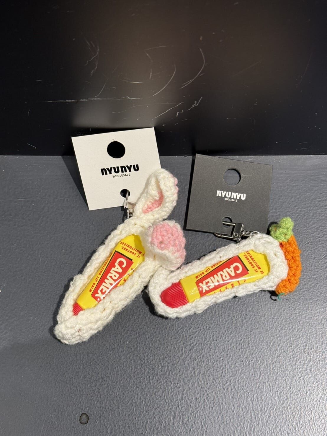 NU5565 護唇膏針織套掛飾 *特價* (充值購物金不適用)