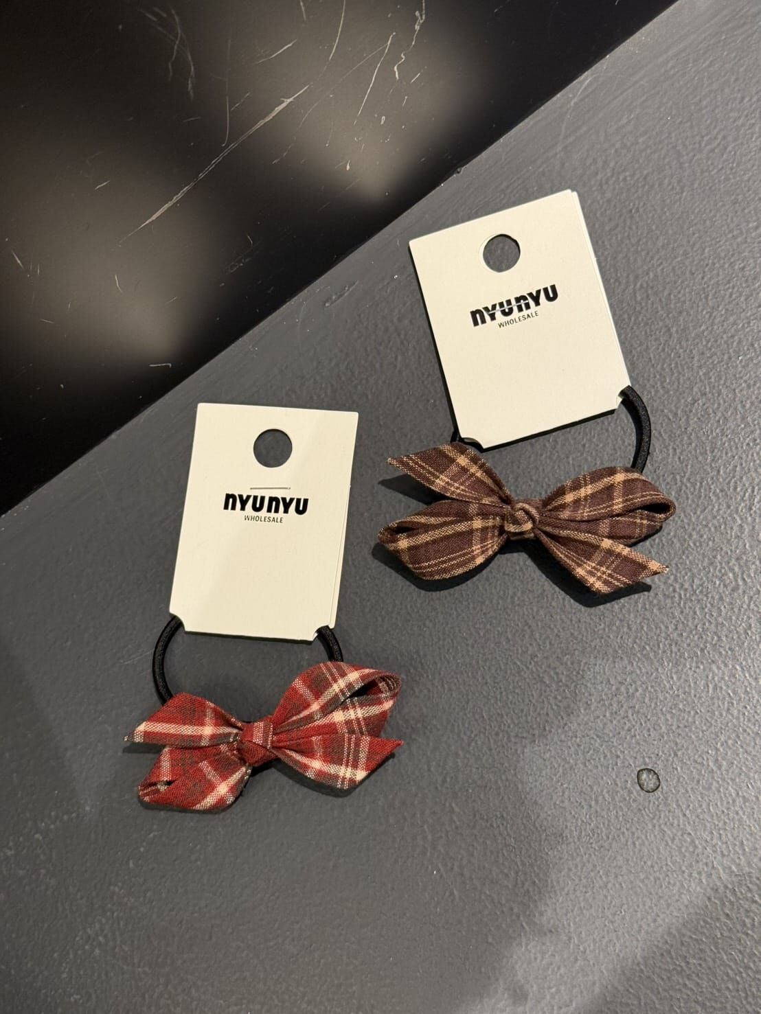 NU5583 格紋蝴蝶結圈環  *特價* (充值購物金不適用)