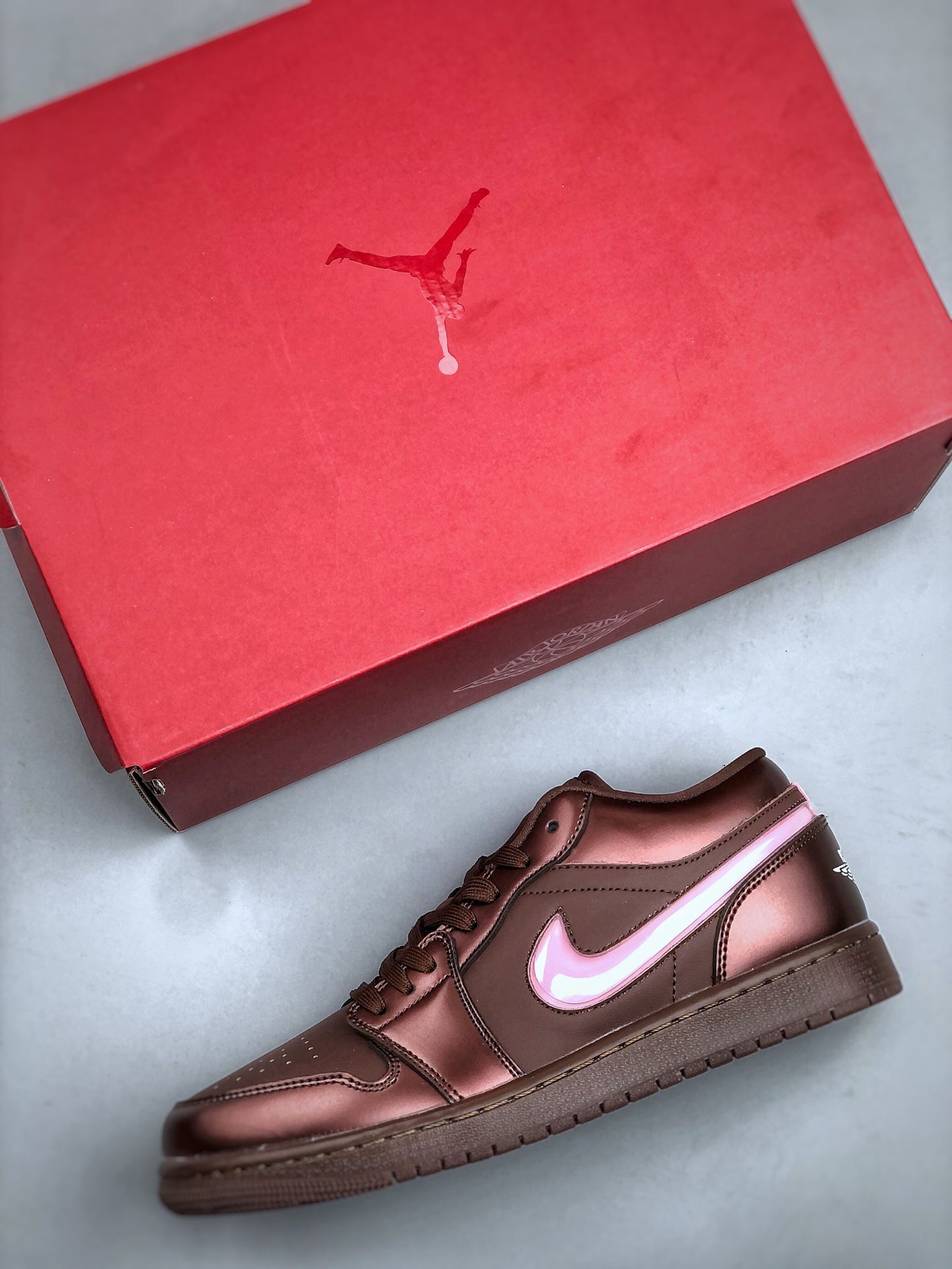 Air Jordan 1 Low 「情人節限定」鞋