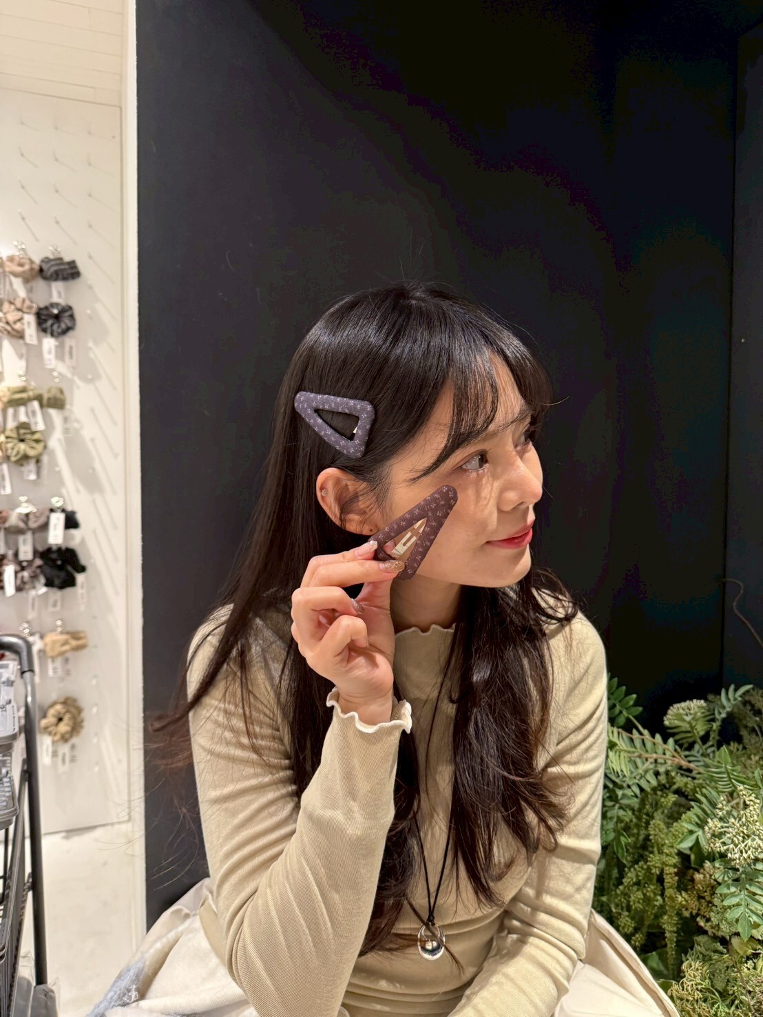 NU5502 碎花三角髮夾 *特價* (充值購物金不適用)