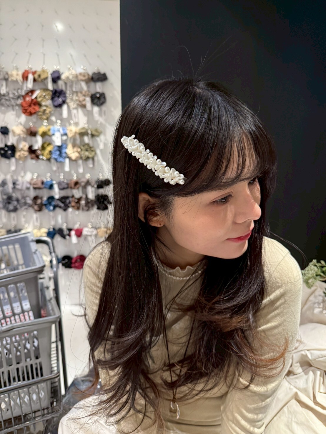 NU5544 珍珠花瓣一字夾 *特價* (充值購物金不適用)