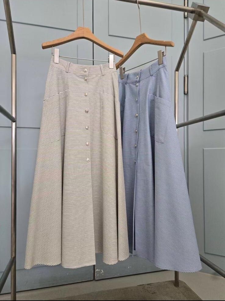 CR04 長裙 腰 24-31/hip 60/ 長36  $599 (一口價)