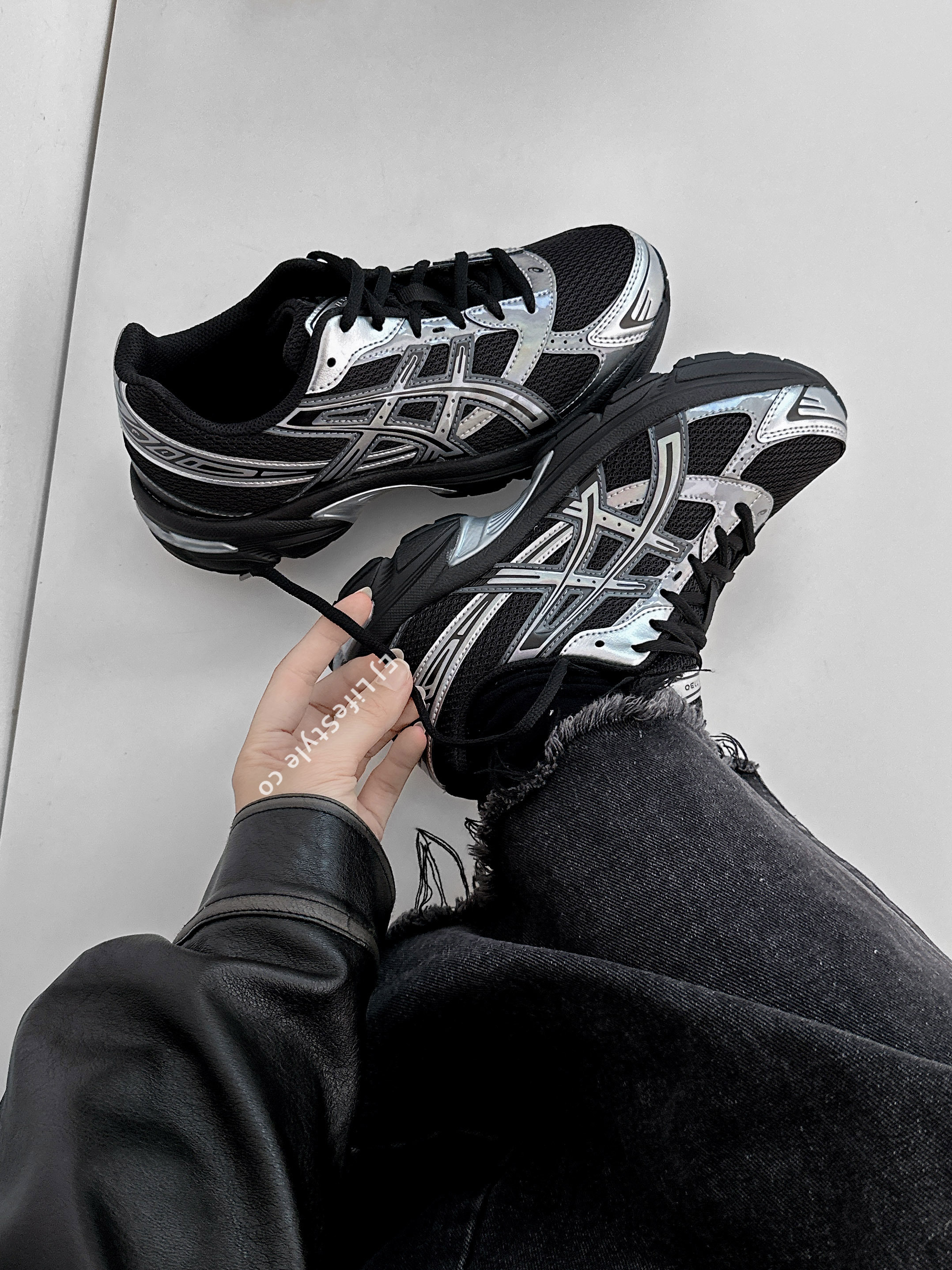 ASICS GEL-1130 鐳射黑銀 金屬 黑灰 復古 男女鞋 1203A997-001 / 調貨