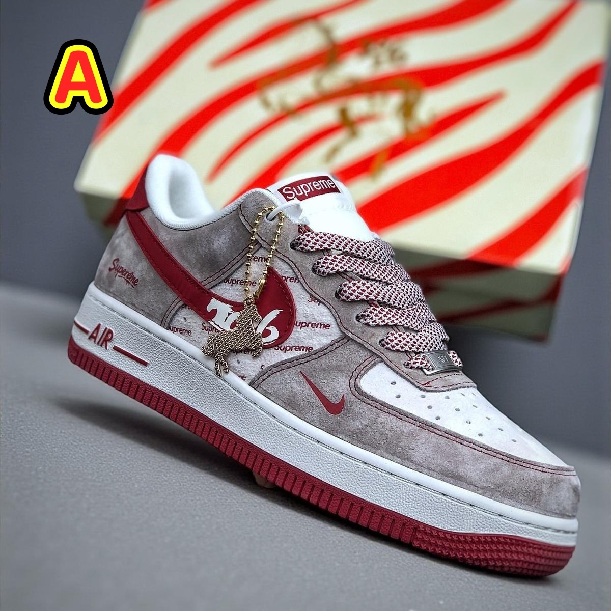 Supreme x Nike AF1 馬年限定鞋