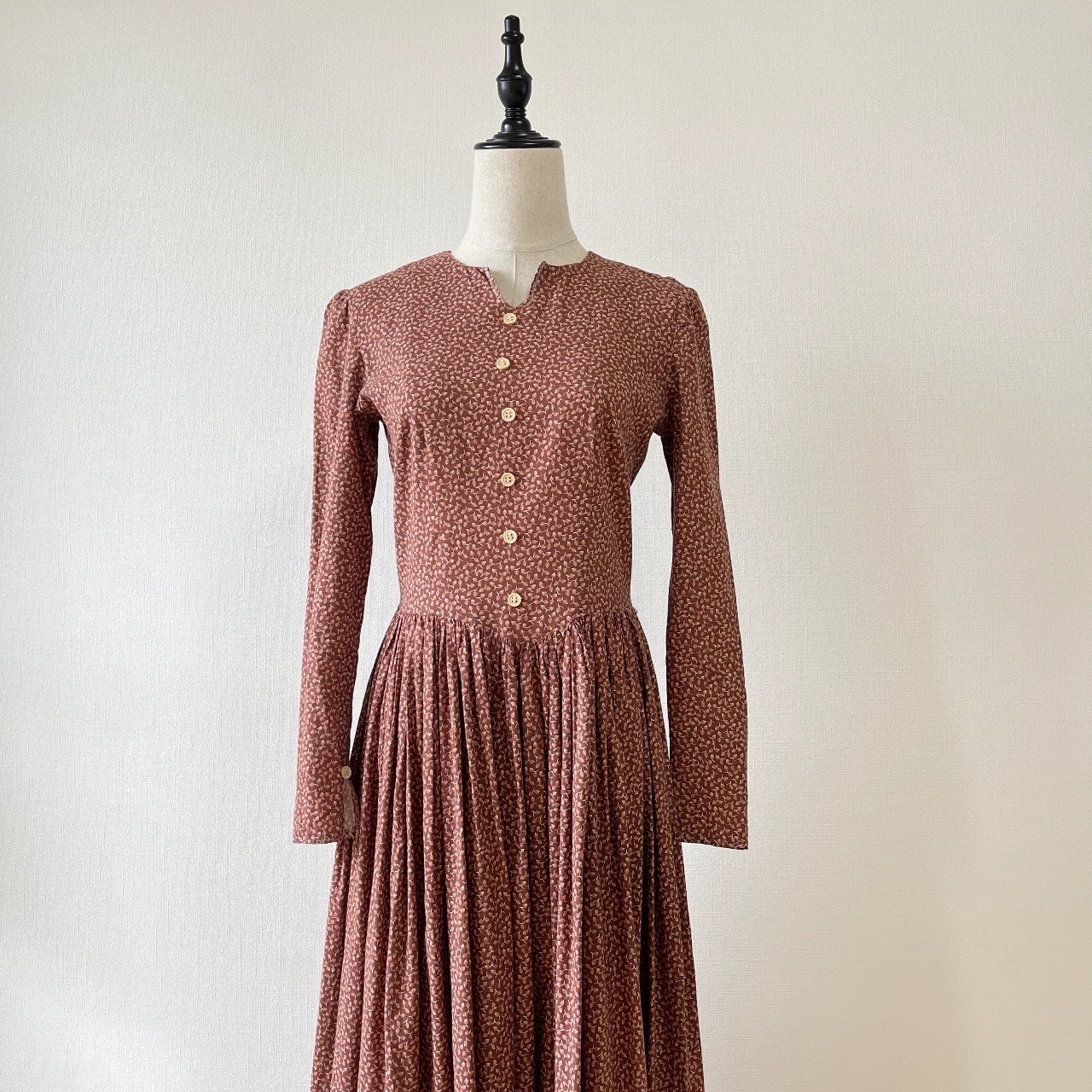 磚紅色落葉小U領大傘擺古著連身裙