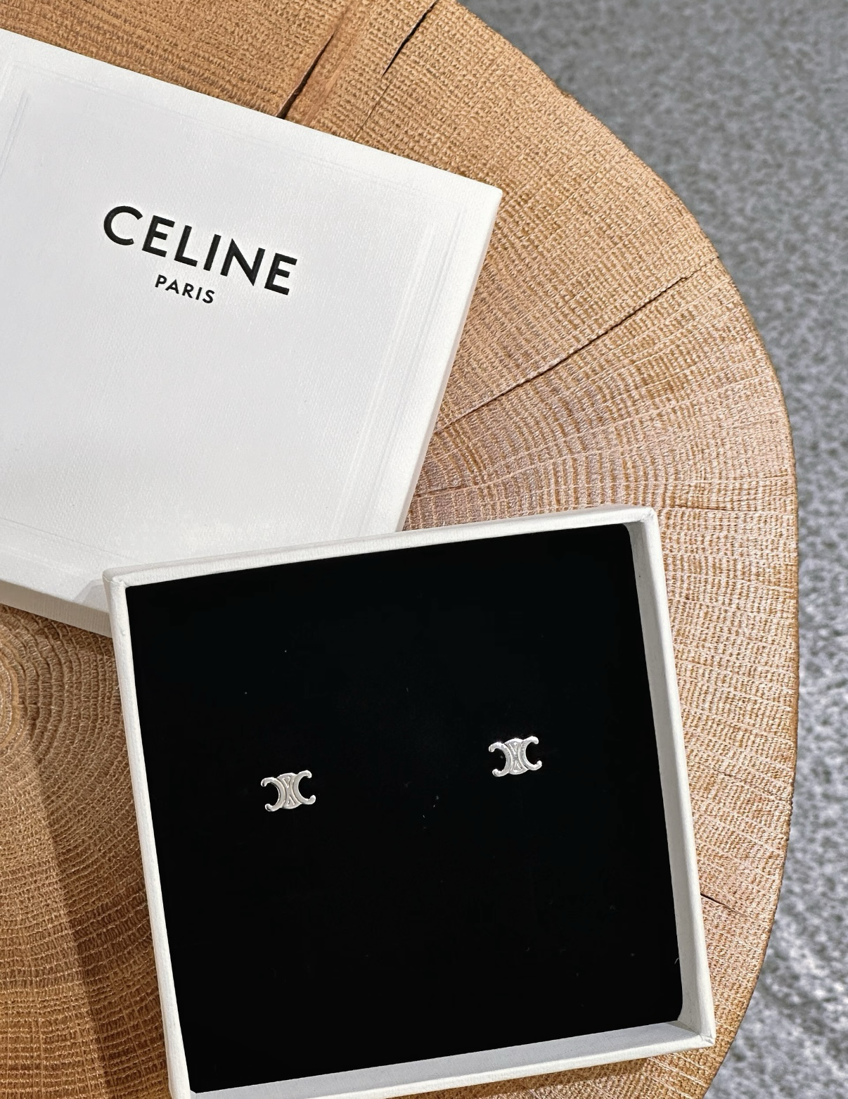 CELINE Triomphe Studs