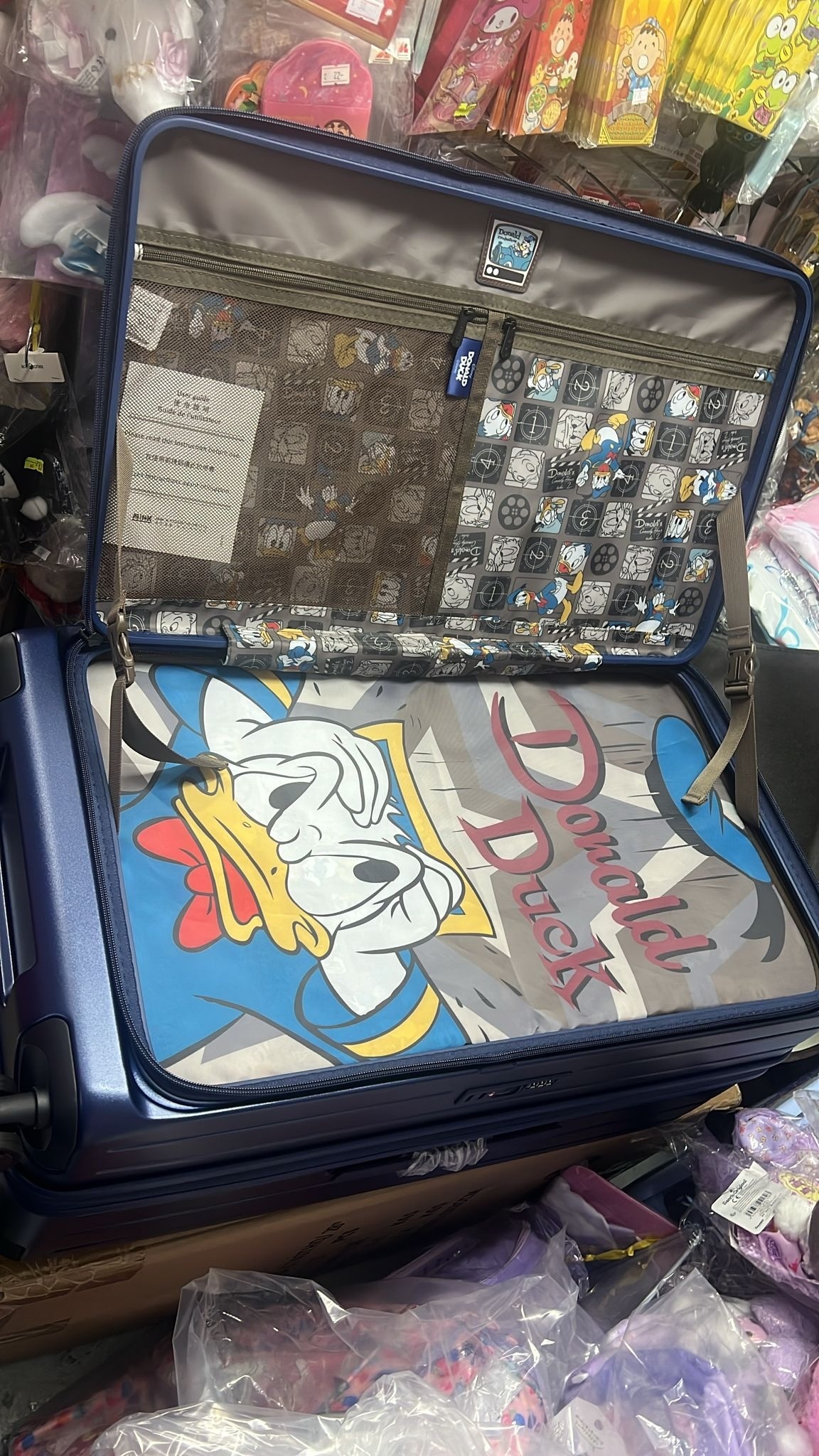唐老鴨行李篋