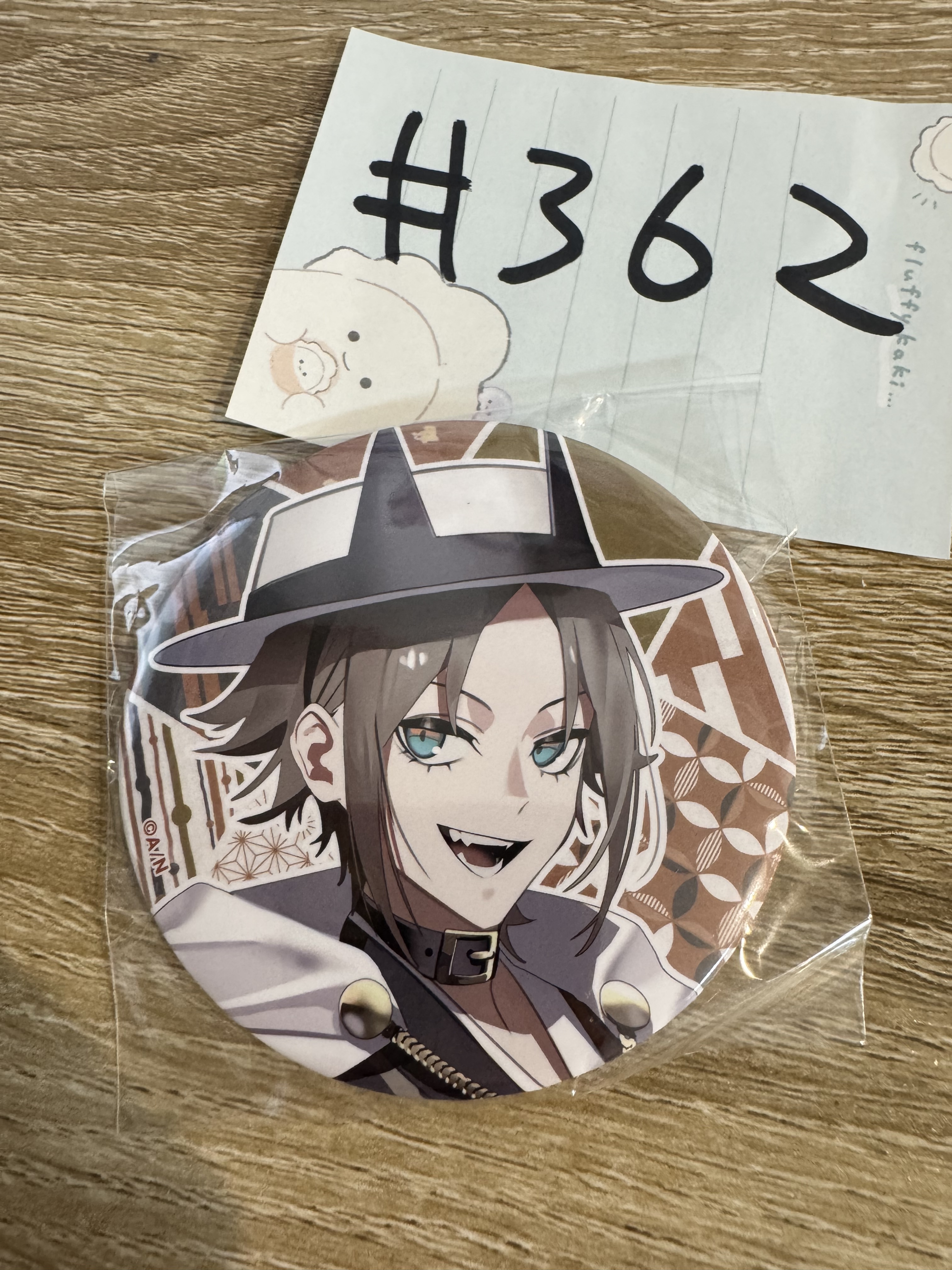 彩虹社 MYSTA 襟章#362