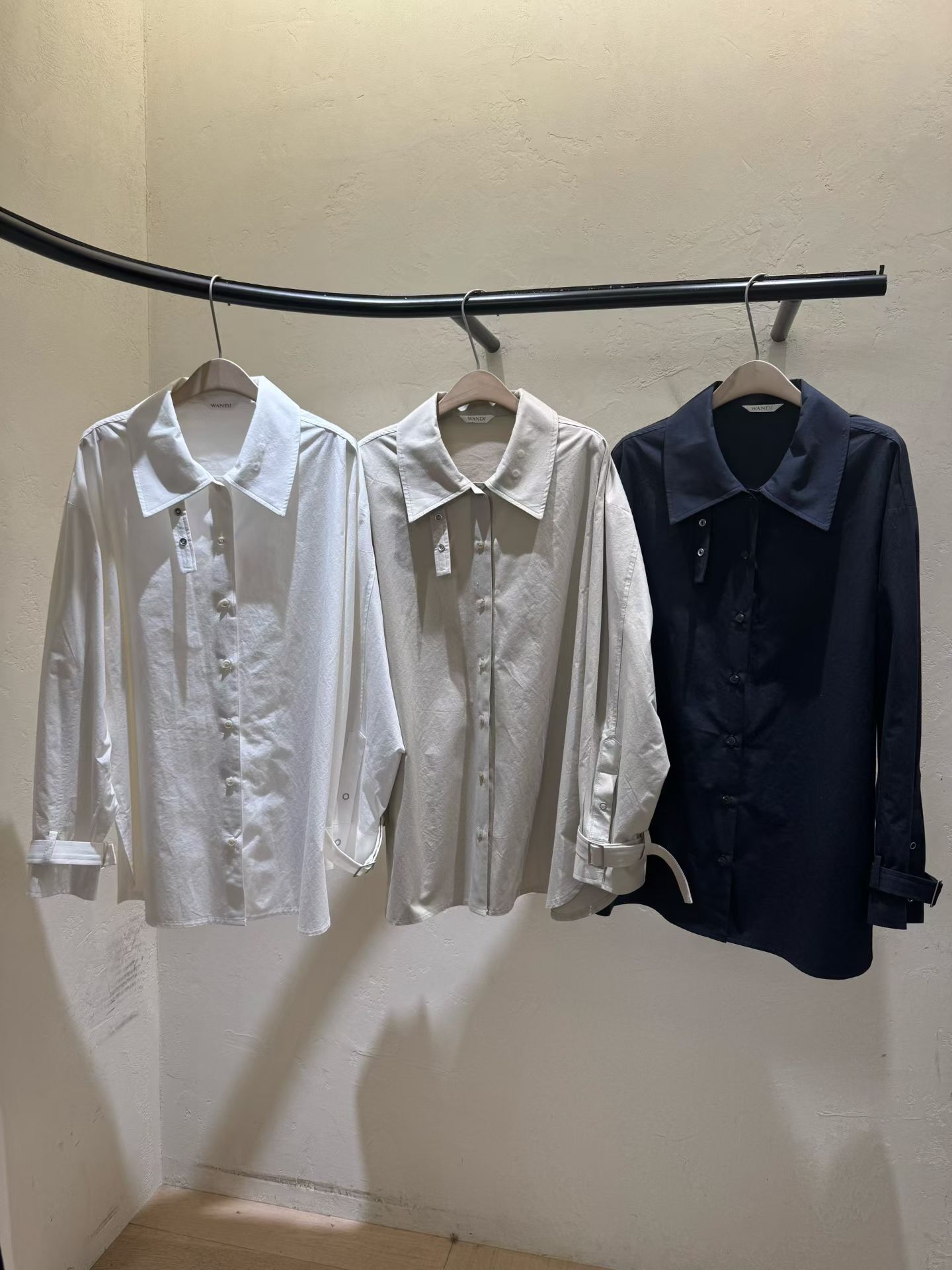 WJ5510 搭扣領恤衫 *特價* (充值購物金不適用)