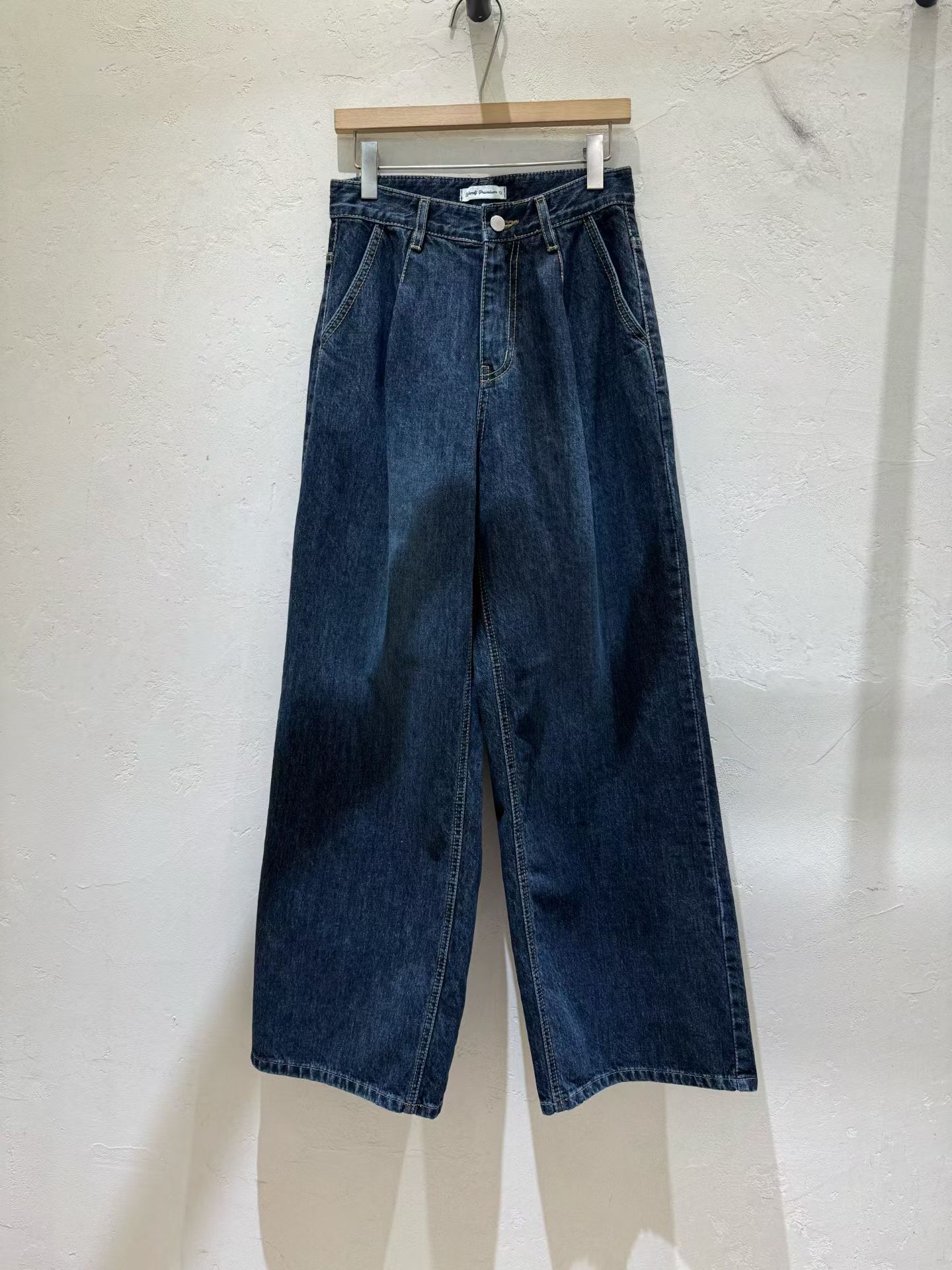 WJ5513 打摺原色牛仔褲 *特價* (充值購物金不適用)