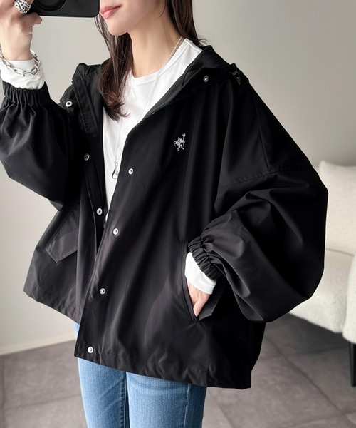 日本🇯🇵連線 Classical Elf 休閒又精緻蓬鬆袖尼龍運動外套 霧面布料 寬鬆 抽繩 防風 休閒 4色(任買兩件711免運)/預購