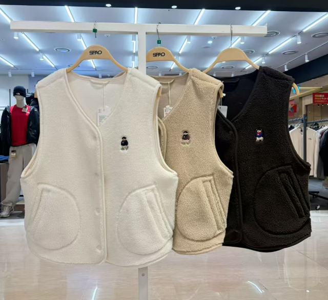 韓國代購 SPAO 毛毛背心SPAO0802