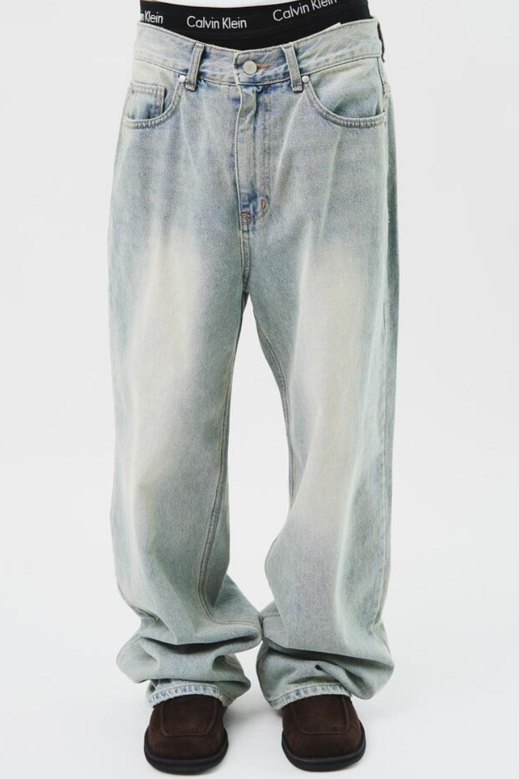 簡約直筒修身牛仔褲