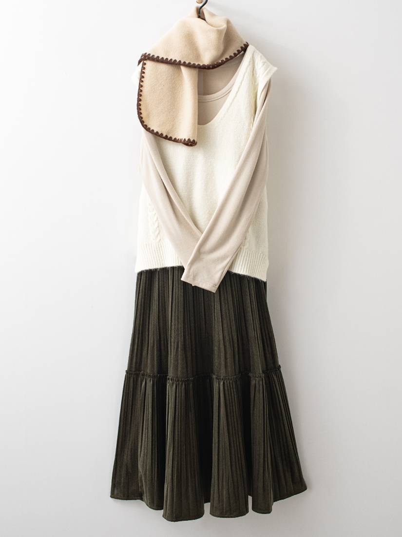 麻花開衩針織背心磨毛棉絨上衣剪接壓褶絨裙