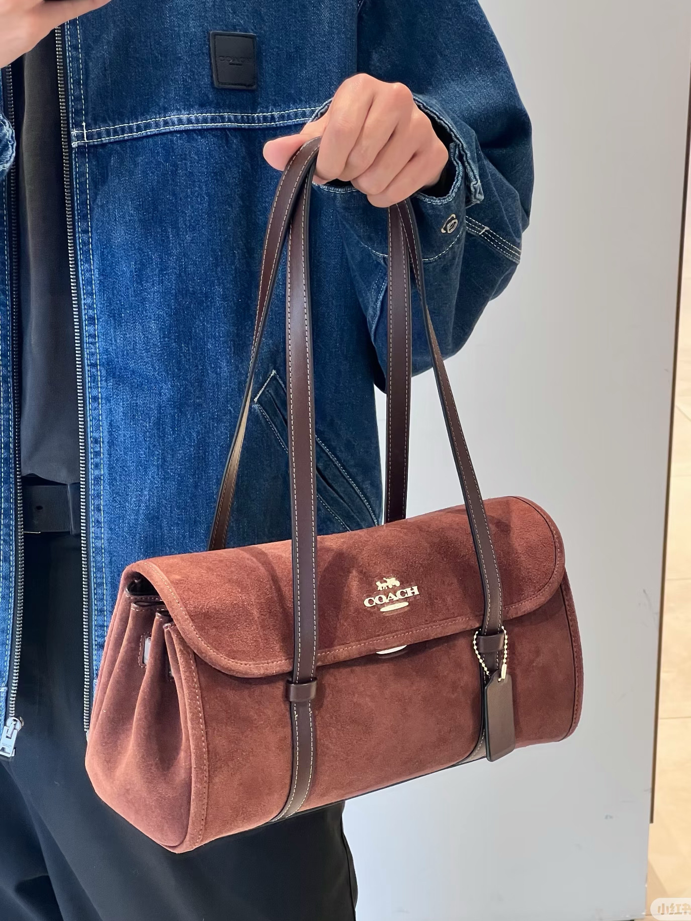 《美國代購》✨Coach Bridget翻蓋麂皮法棍包