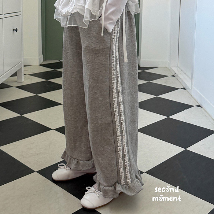 正韓春second moment  兩色甜美蕾絲拼接花邊褲