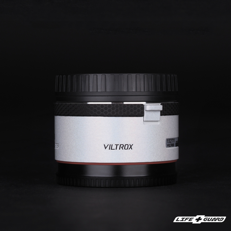 LIFE+GUARD 鏡頭貼膜正視圖，適用Viltrox TC 2.0x，GSWT 煥彩白風格設計