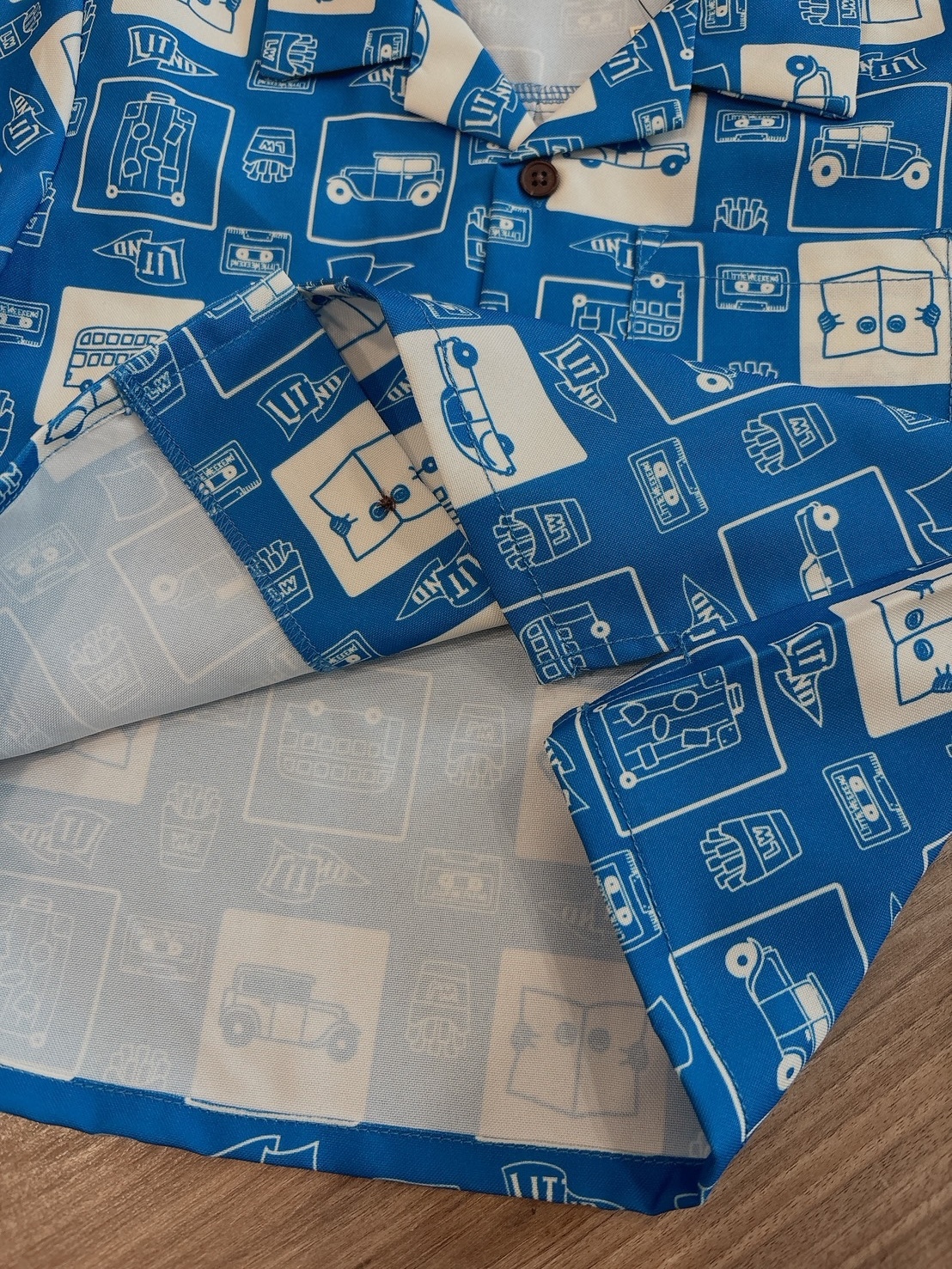 日本🇯🇵滿版車車襯衫(90)