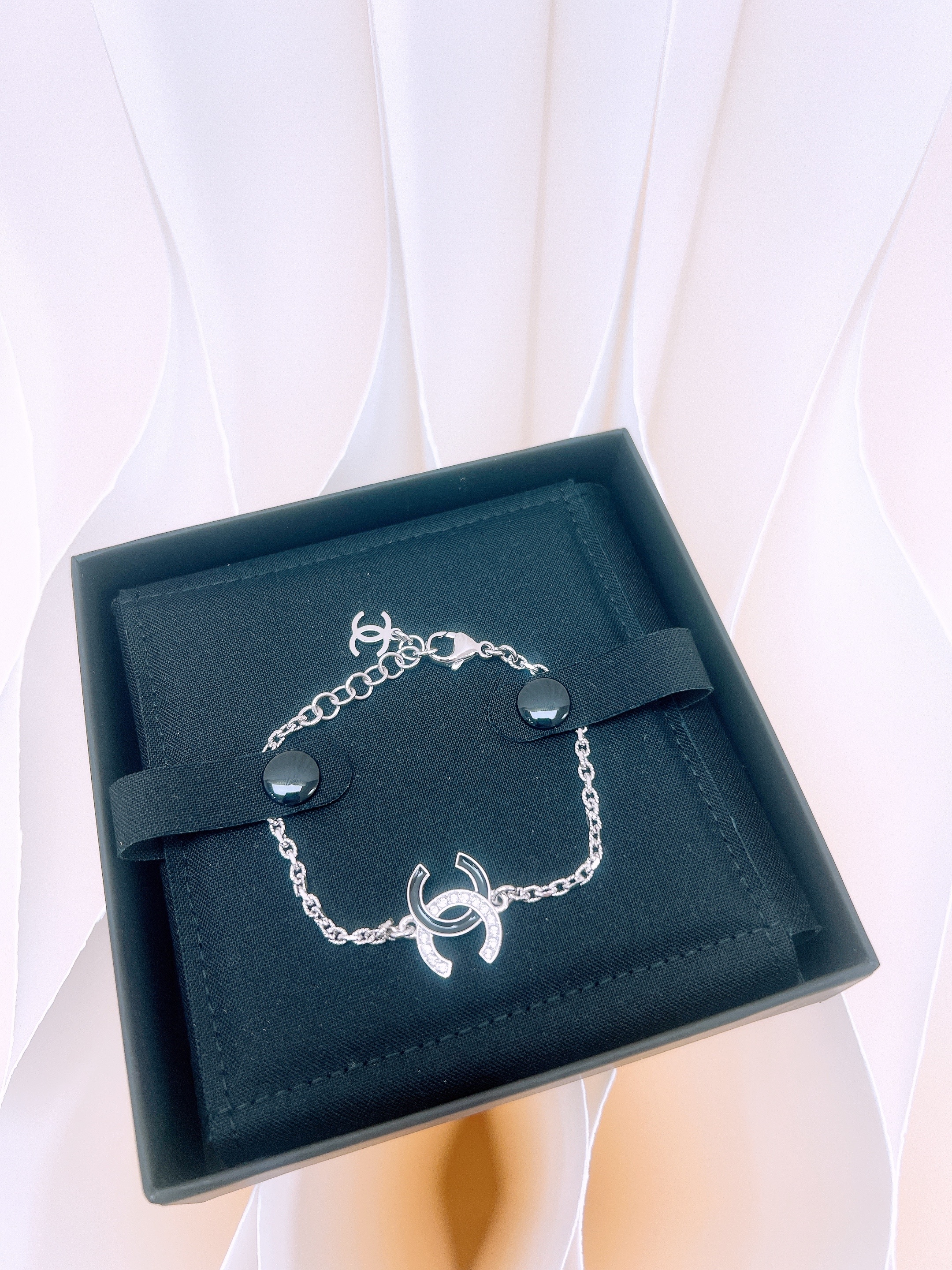 *Unused* Chanel 25s cc crystal/ black silver bracelet