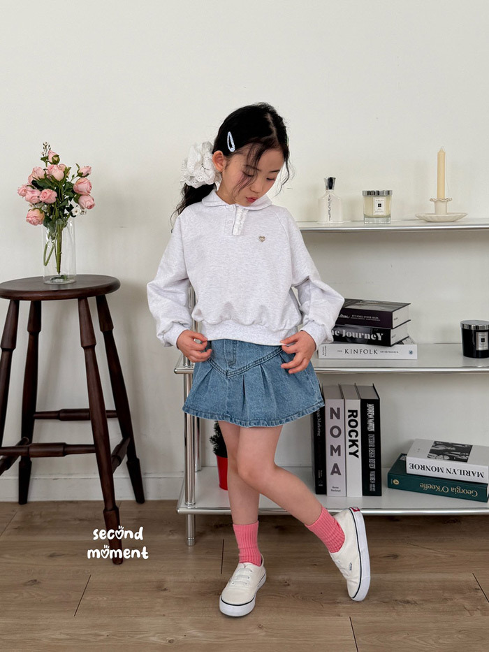 正韓春second moment  兩色愛心銀標上衣