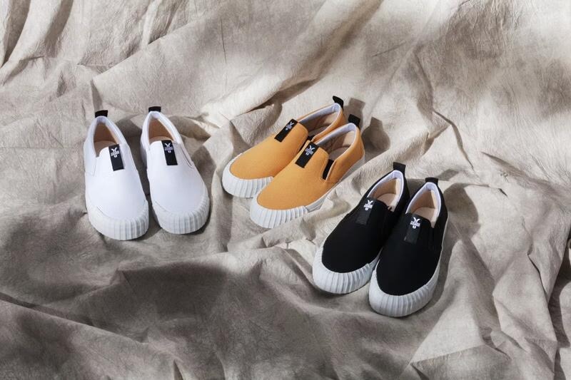 【下殺↘ $499】Y.A.S 休閒鞋 黑 黃 經典 休閒 懶人鞋 男女 PR91007BWB PR91007WKW