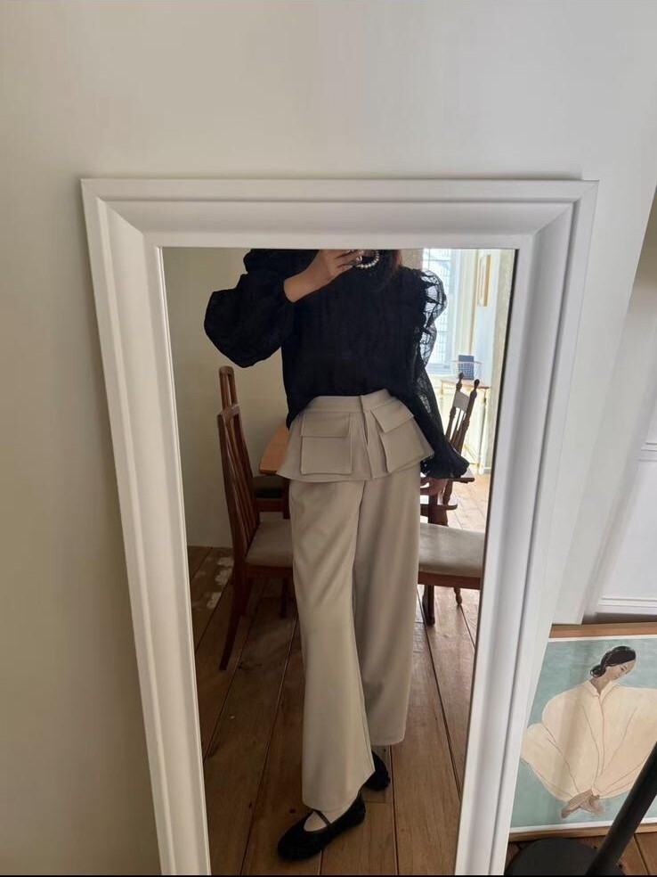 MM88  褲 腰 25-33/hip 37-41/ 長40.5   $479 (一口價)