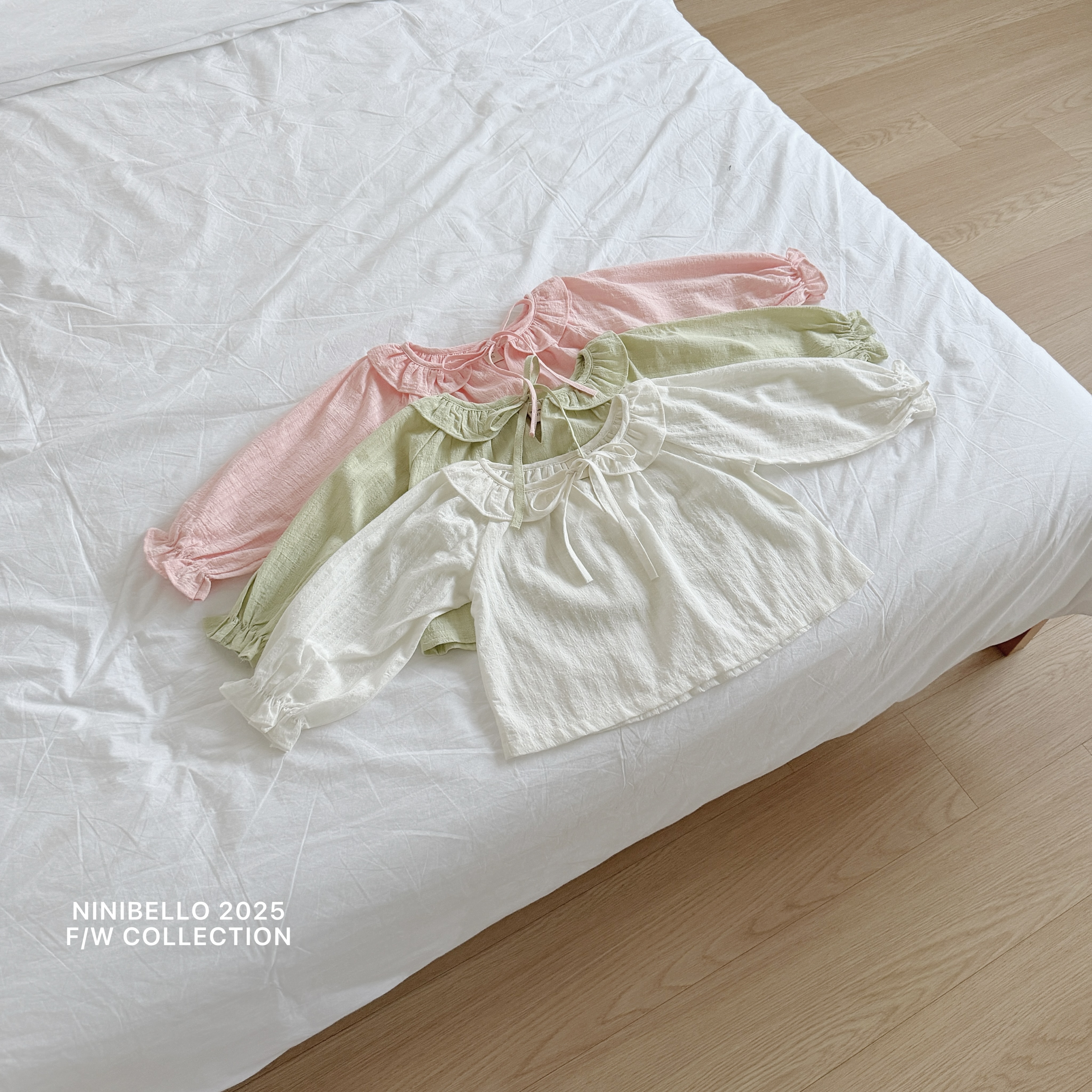 法式荷葉領上衣