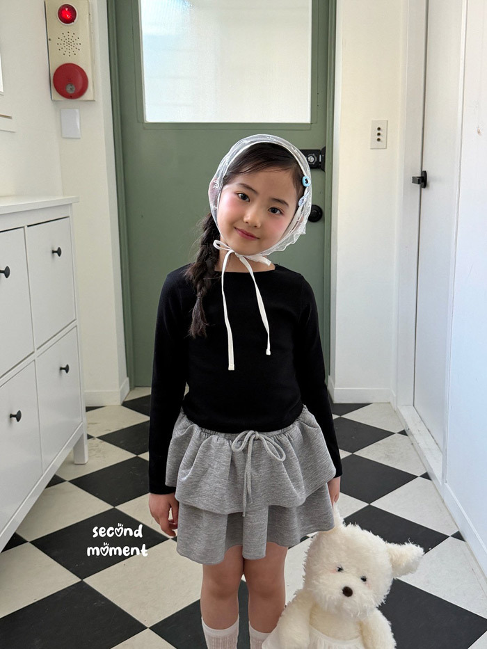 正韓春second moment  兩色經典黑白上衣