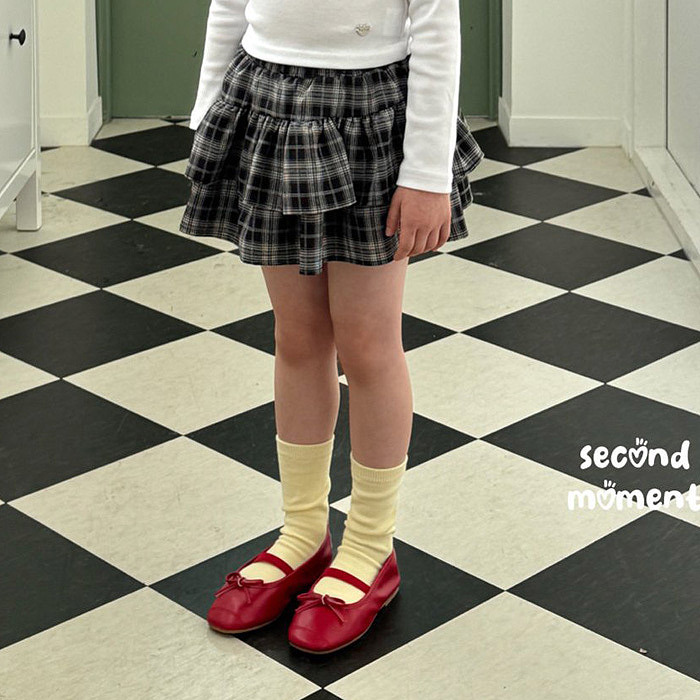 正韓春second moment  兩色俏皮格紋裙