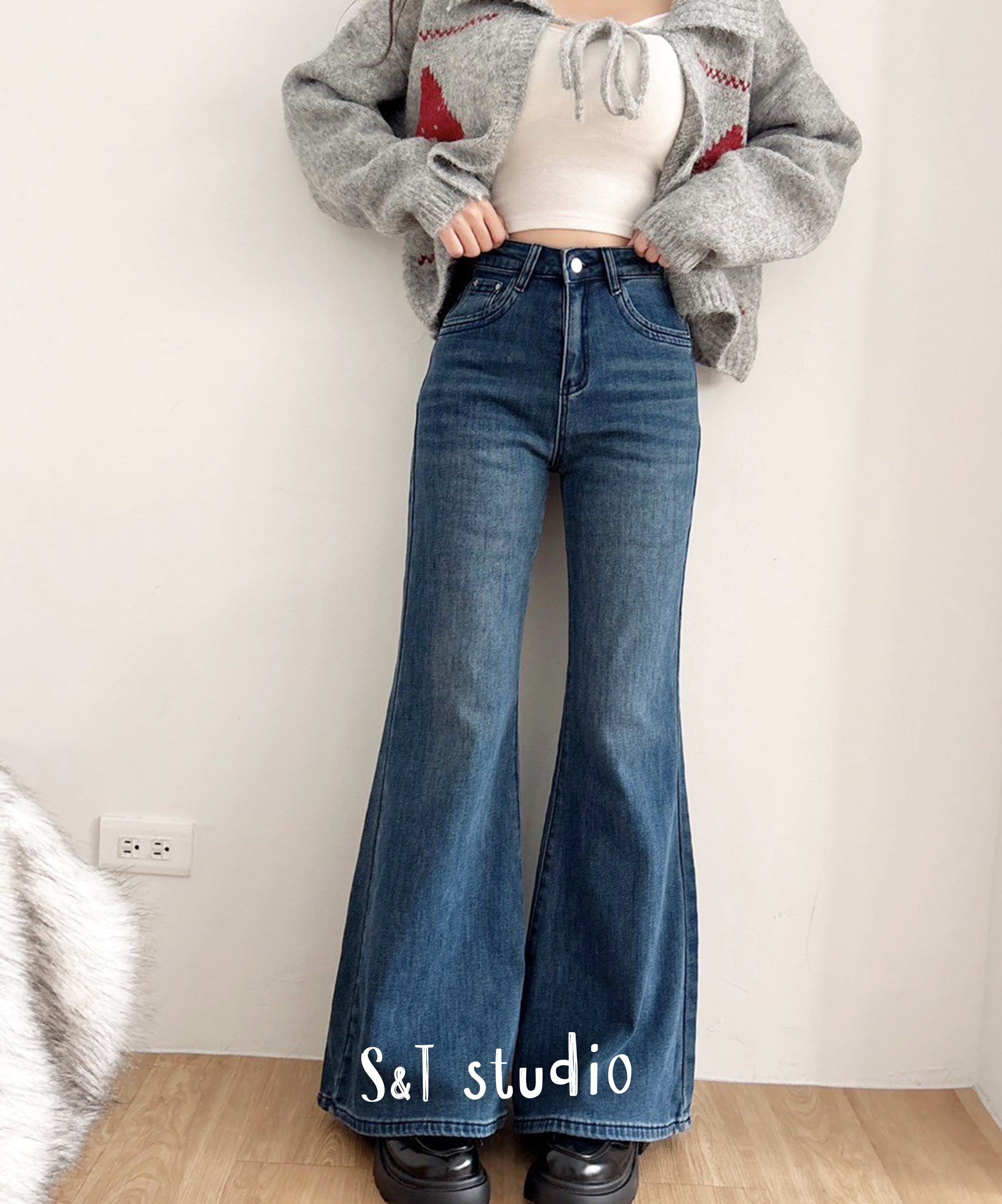 Minimal & Chic 內磨毛牛仔喇叭褲