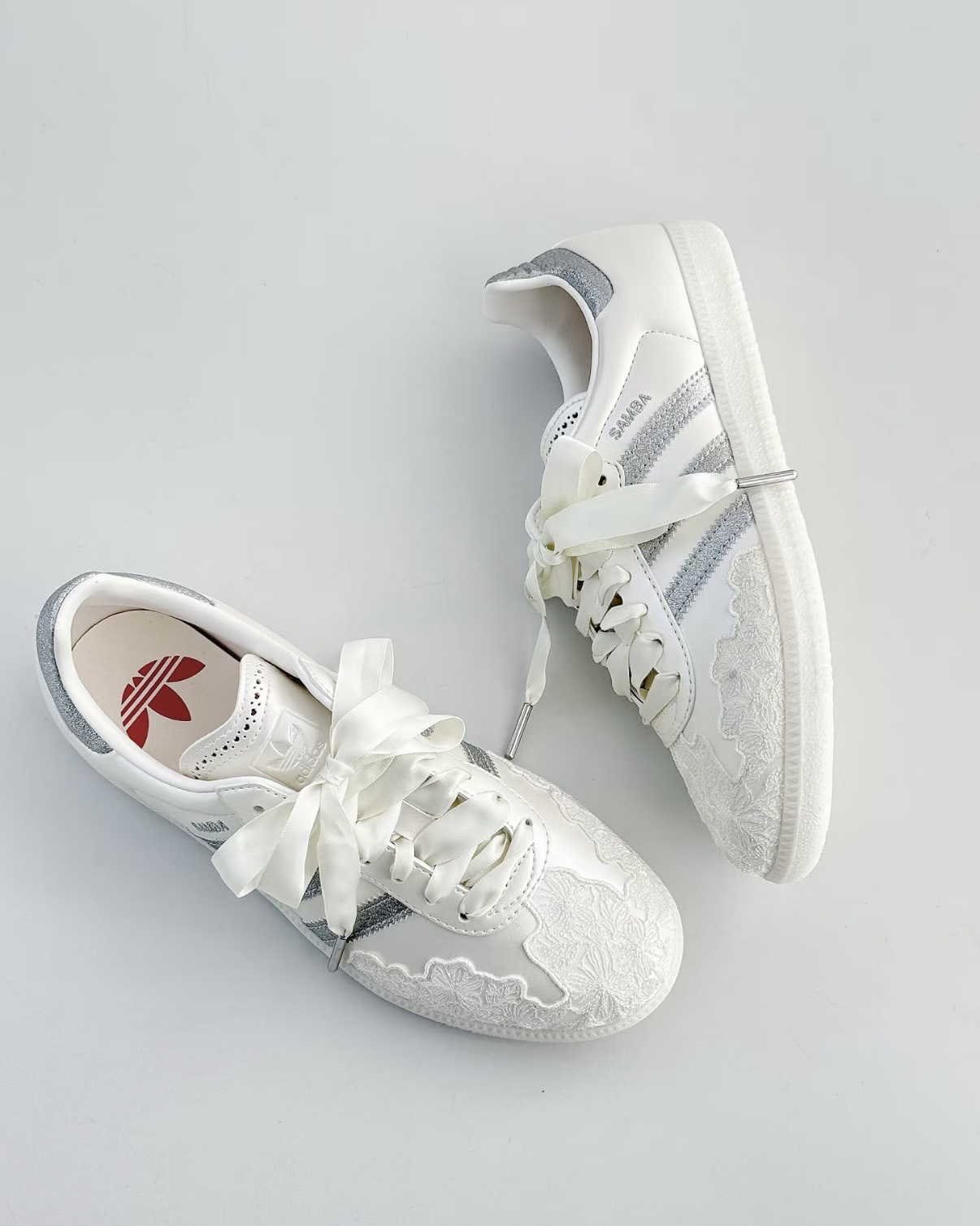 ADIDAS SAMBA OG 2026年 情人節限定 白珠光蕾絲 灰銀 銀蔥 奶油白 米白 女鞋 HP3658 / 預購