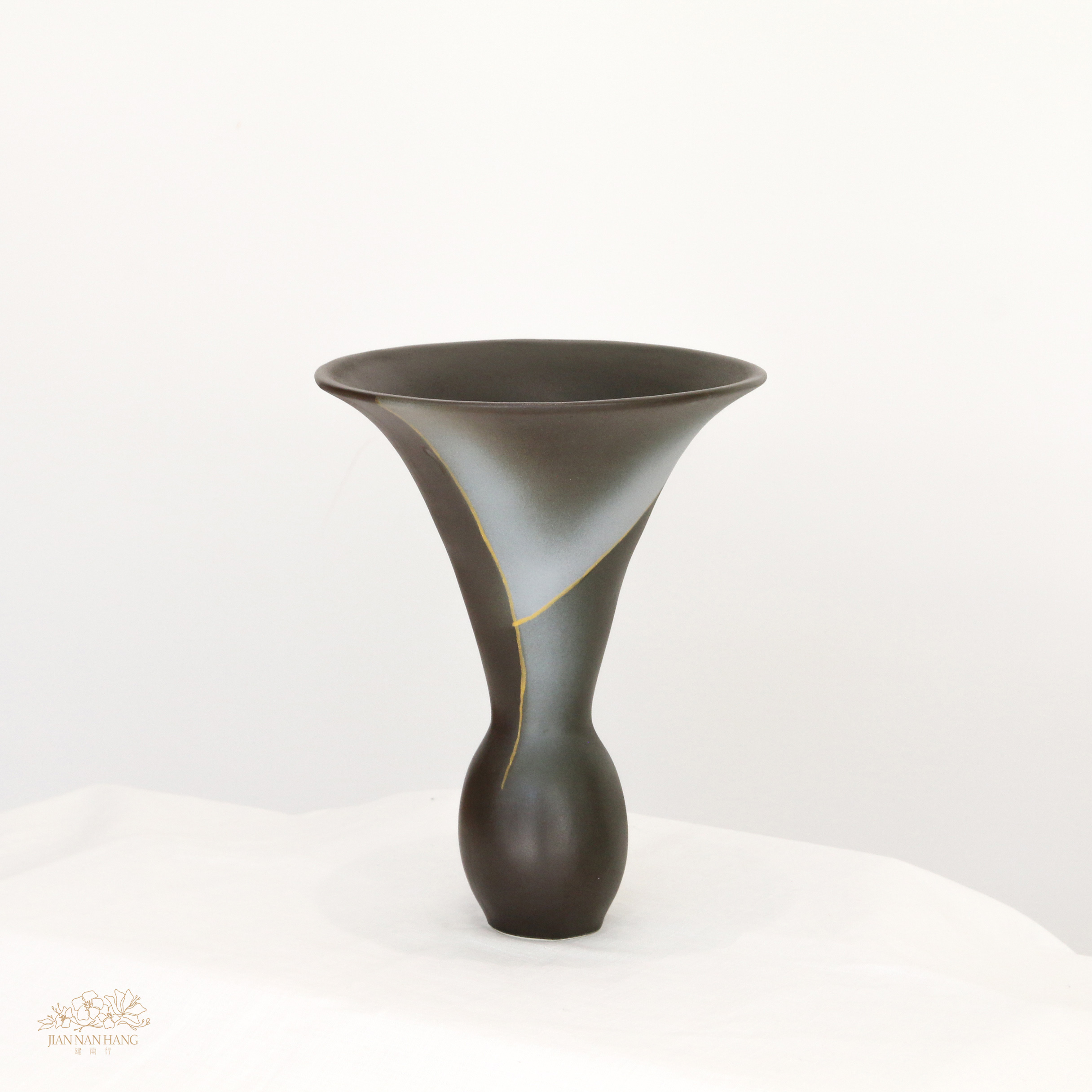 手作陶瓷花器- 新彩 2色