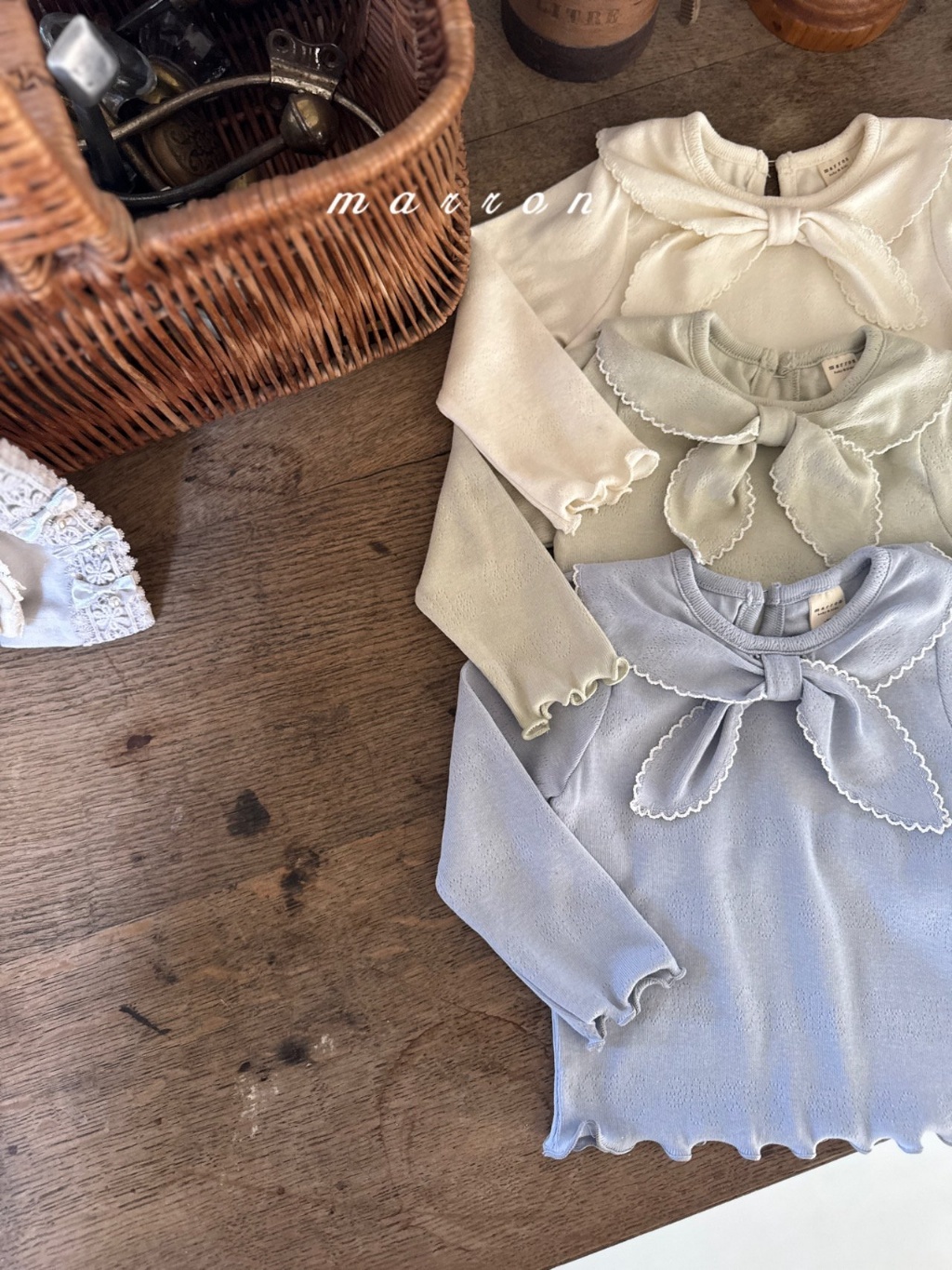 韓國🇰🇷marron 花邊領結上衣(XS-L)