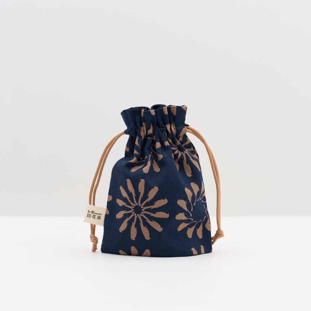 Small Purse-String Bag/Black Drongo Circles/Dark Navy