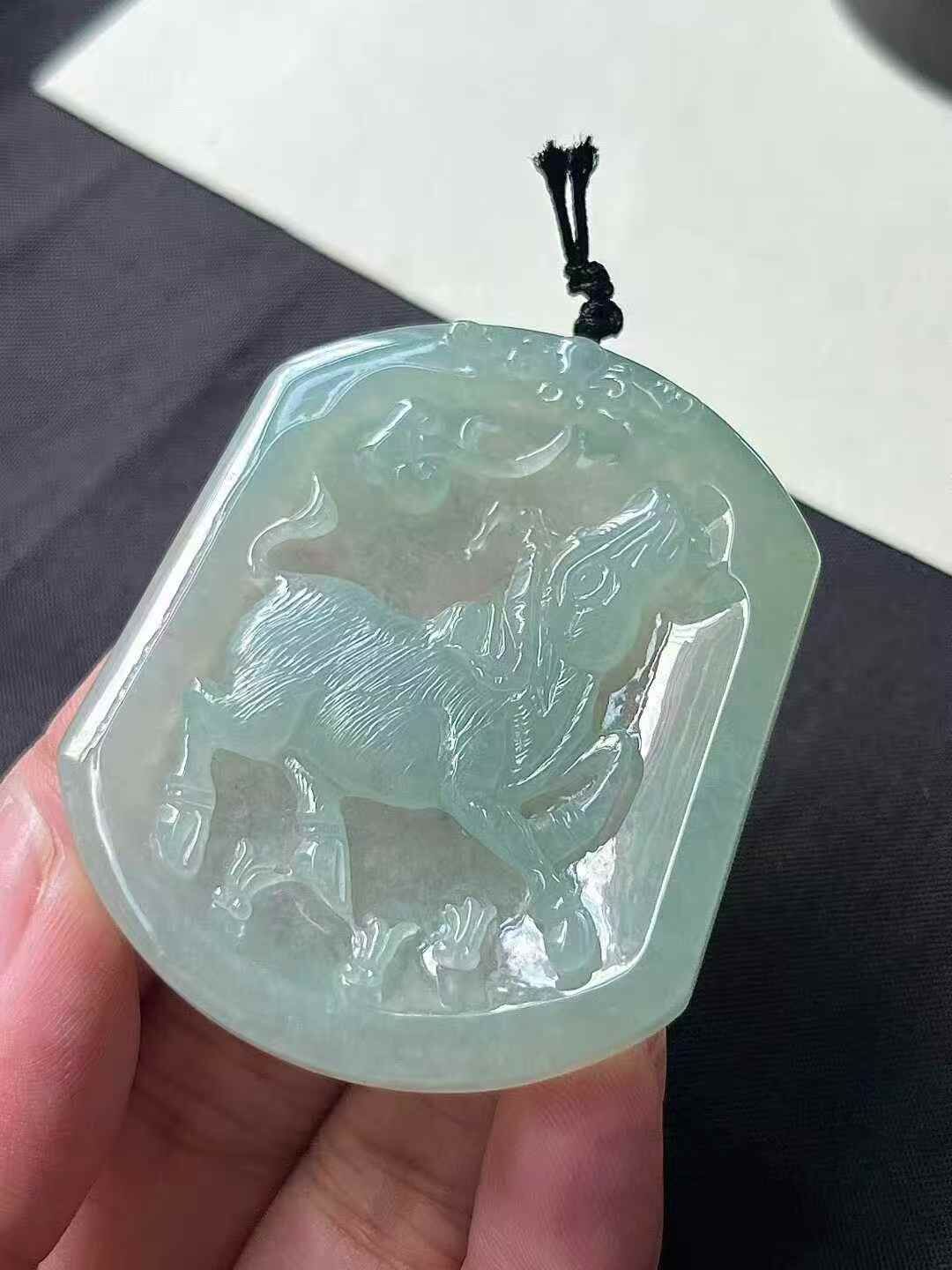 123310 翡翠生肖牛牌