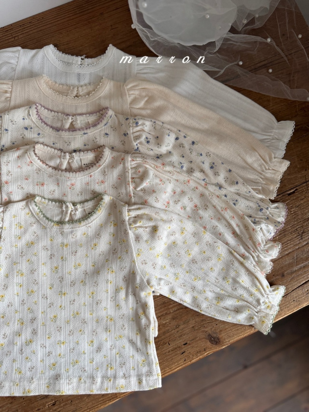 韓國🇰🇷marron 碎花澎袖內搭衣(XS-L)