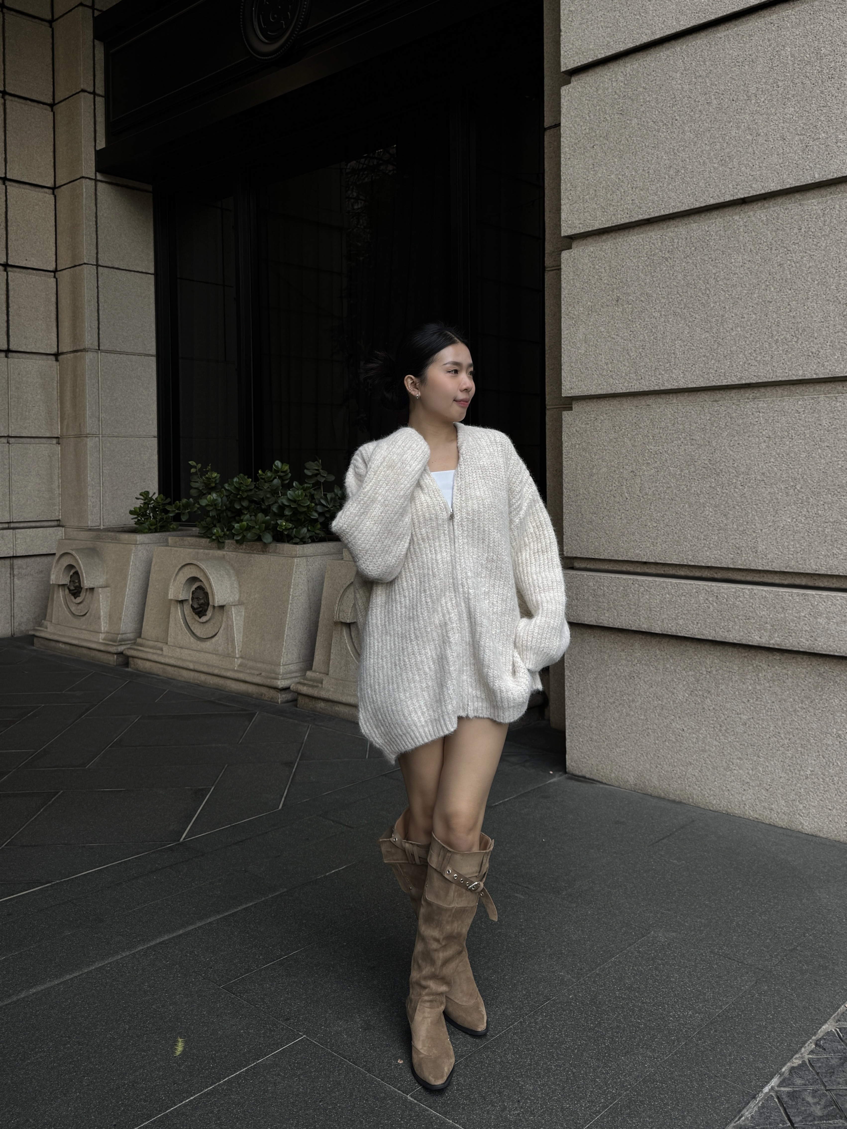 兩穿☁️Oversized毛絨感圓領拉鏈上衣(2色)