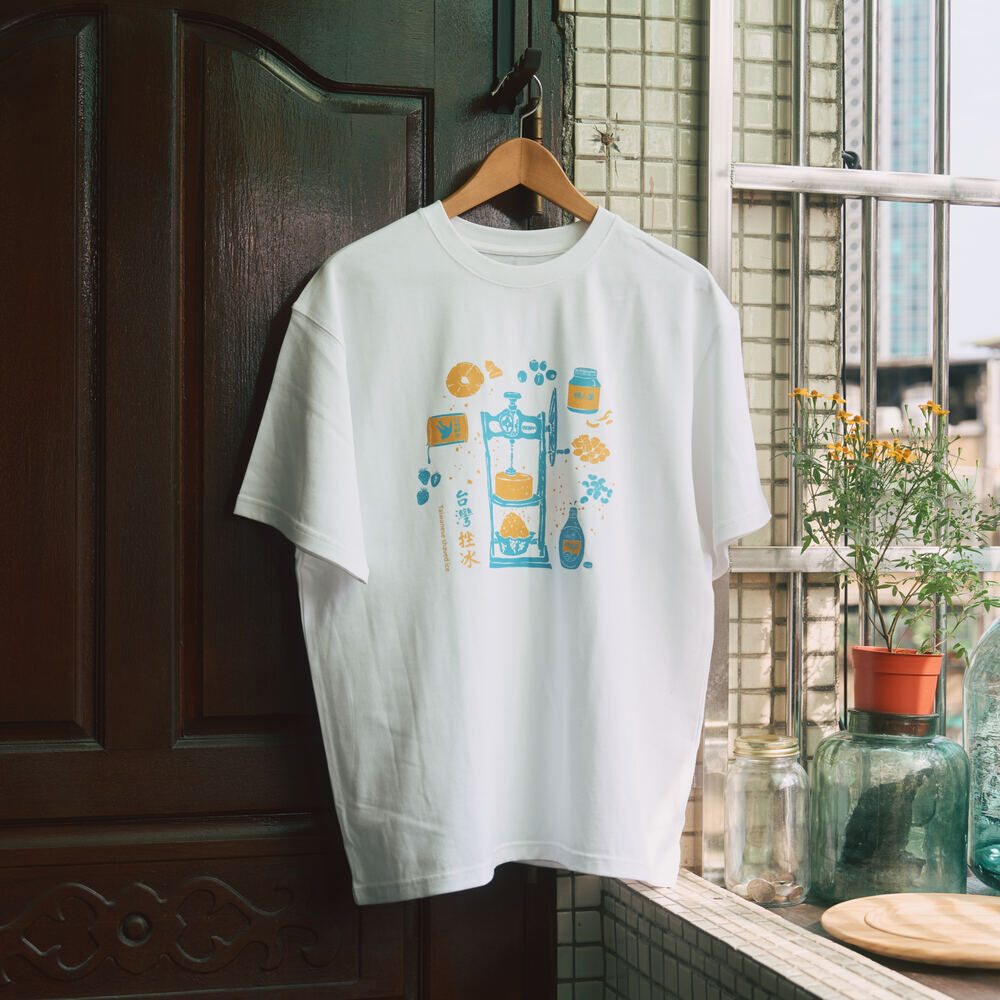 印花樂寬版落肩T恤/美味台灣/挫冰/白