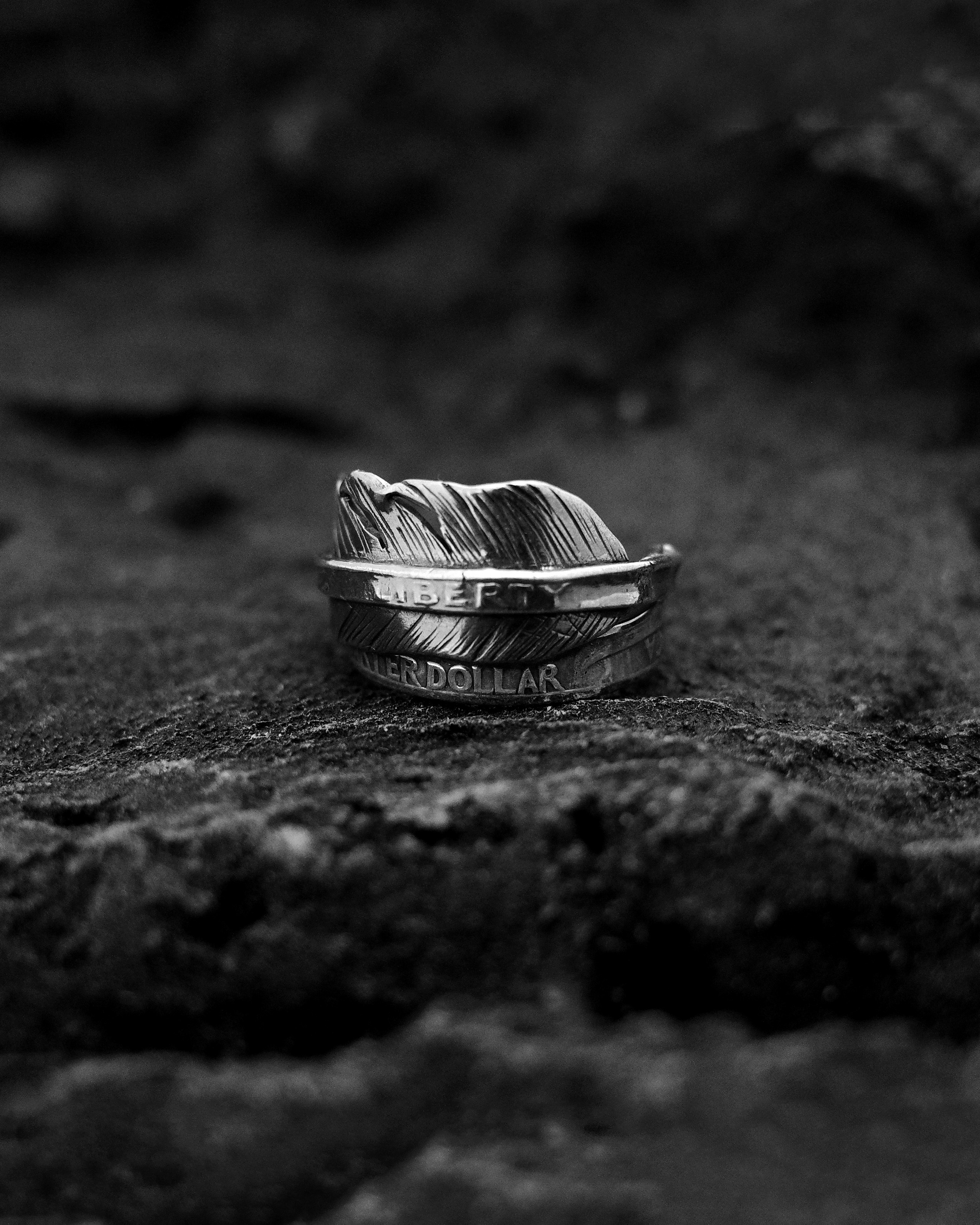 North Works 銀幣寬羽毛戒 N-522