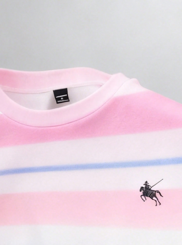 KADMAX大尺碼 - 男士寬鬆粉色多巴胺LOGO大學TEE〈KSMS2757〉