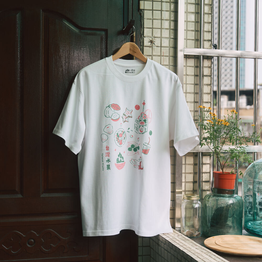 印花樂寬版落肩T恤/美味台灣/水果/白