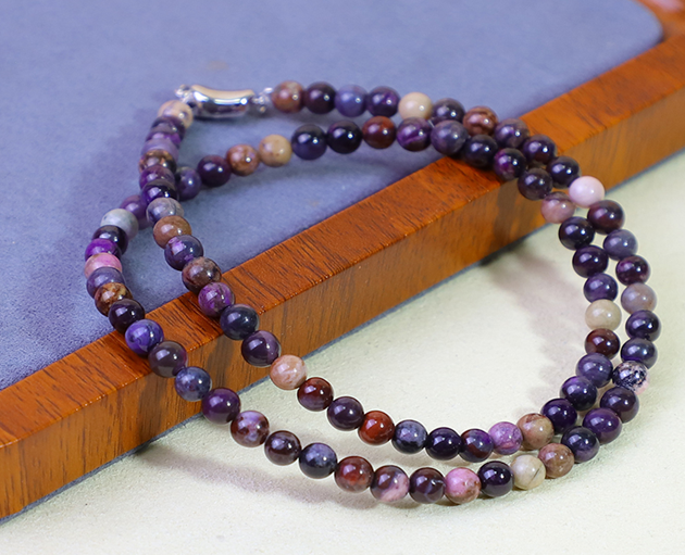 VH053 B+級炫彩圓珠頸鏈 連 證書