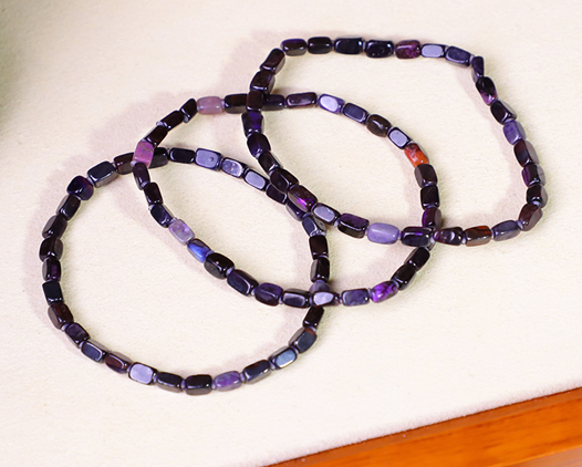 VH043 絲絨皇家紫方糖手串 連 證書