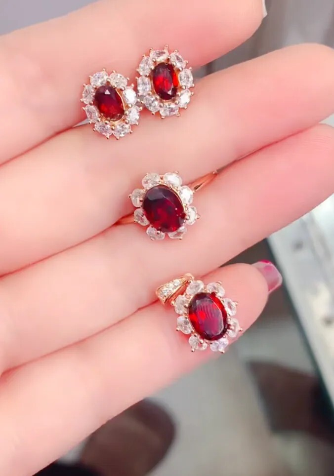 好運整年套組｜鴿血紅 木佐綠 超聖海藍寶 ｜平替首選