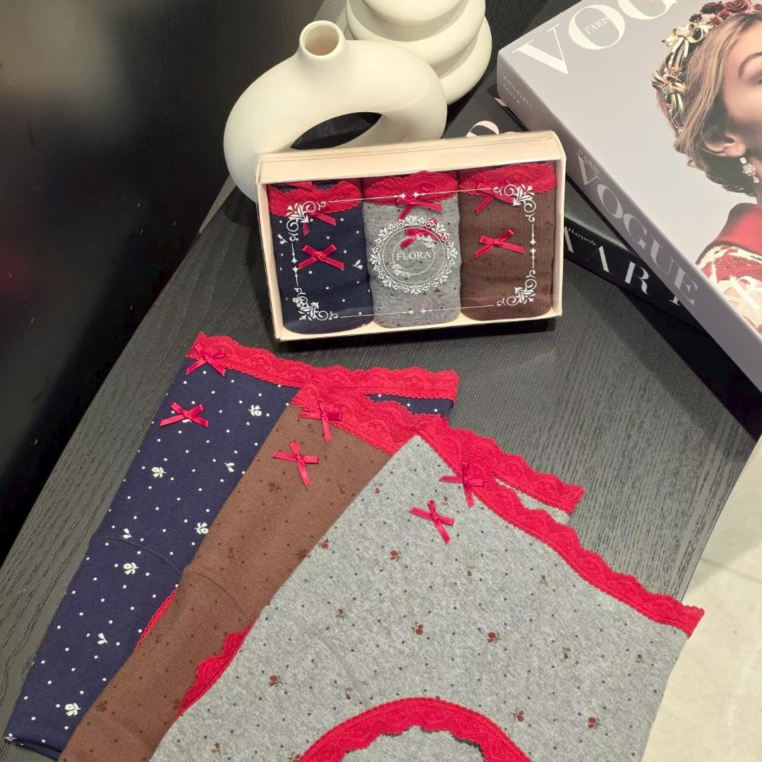 FL5504 紅色邊圖案棉質內褲 3條套裝 *特價* (充值購物金不適用)