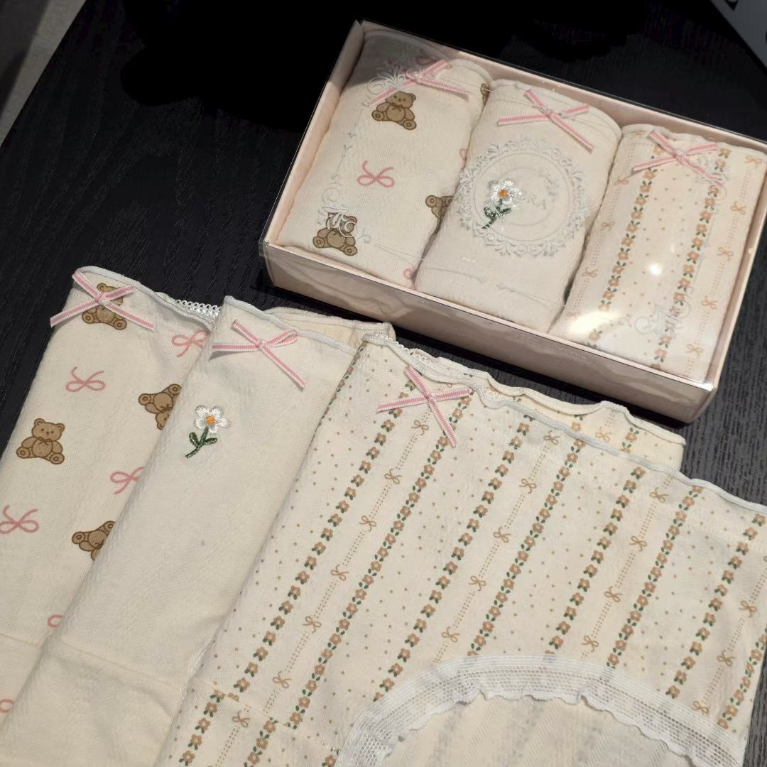 FL5506 木耳邊少女花紋內褲 3條套裝 *特價* (充值購物金不適用)