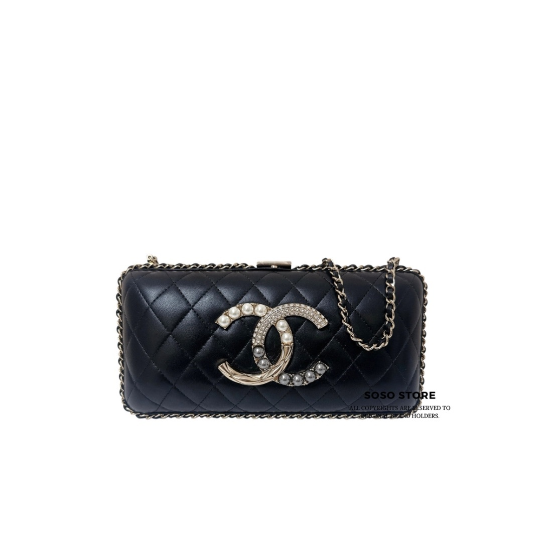 Chanel Clutch With Pearl - Black / Ghw