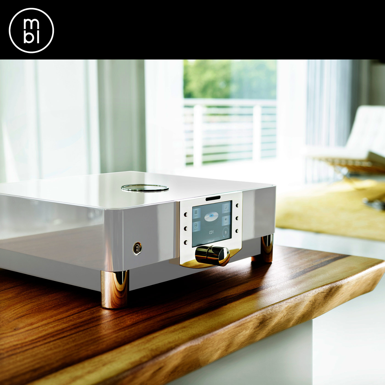 MBL Noble N11 Preamplifier