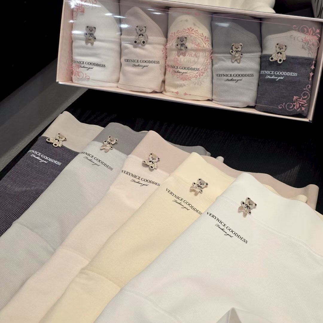 FL5514 小熊刺繡可愛內褲 5條套裝 *特價* (充值購物金不適用)